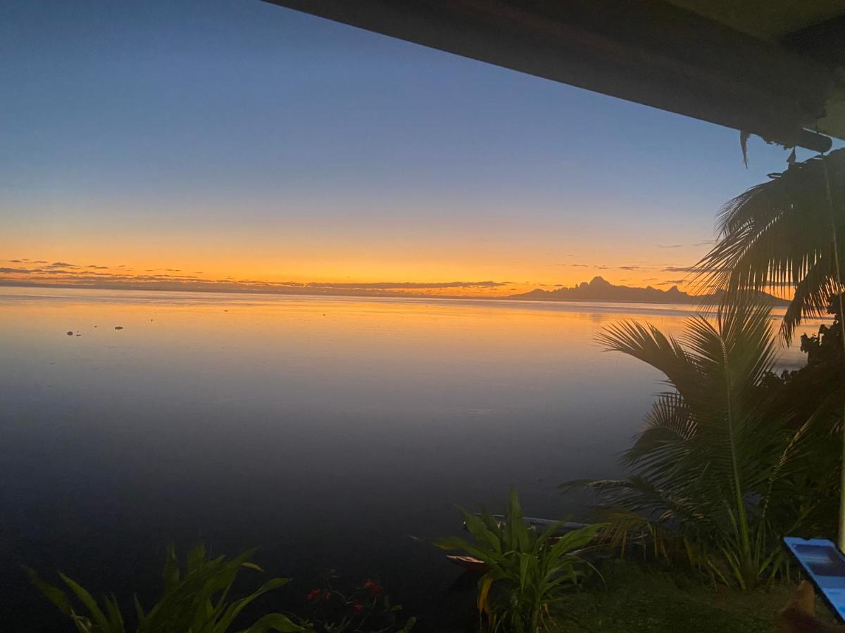 O'Coco Bungalow- Breathtaking Waterfront Views, Endless Memories Paea Eksteriør bilde