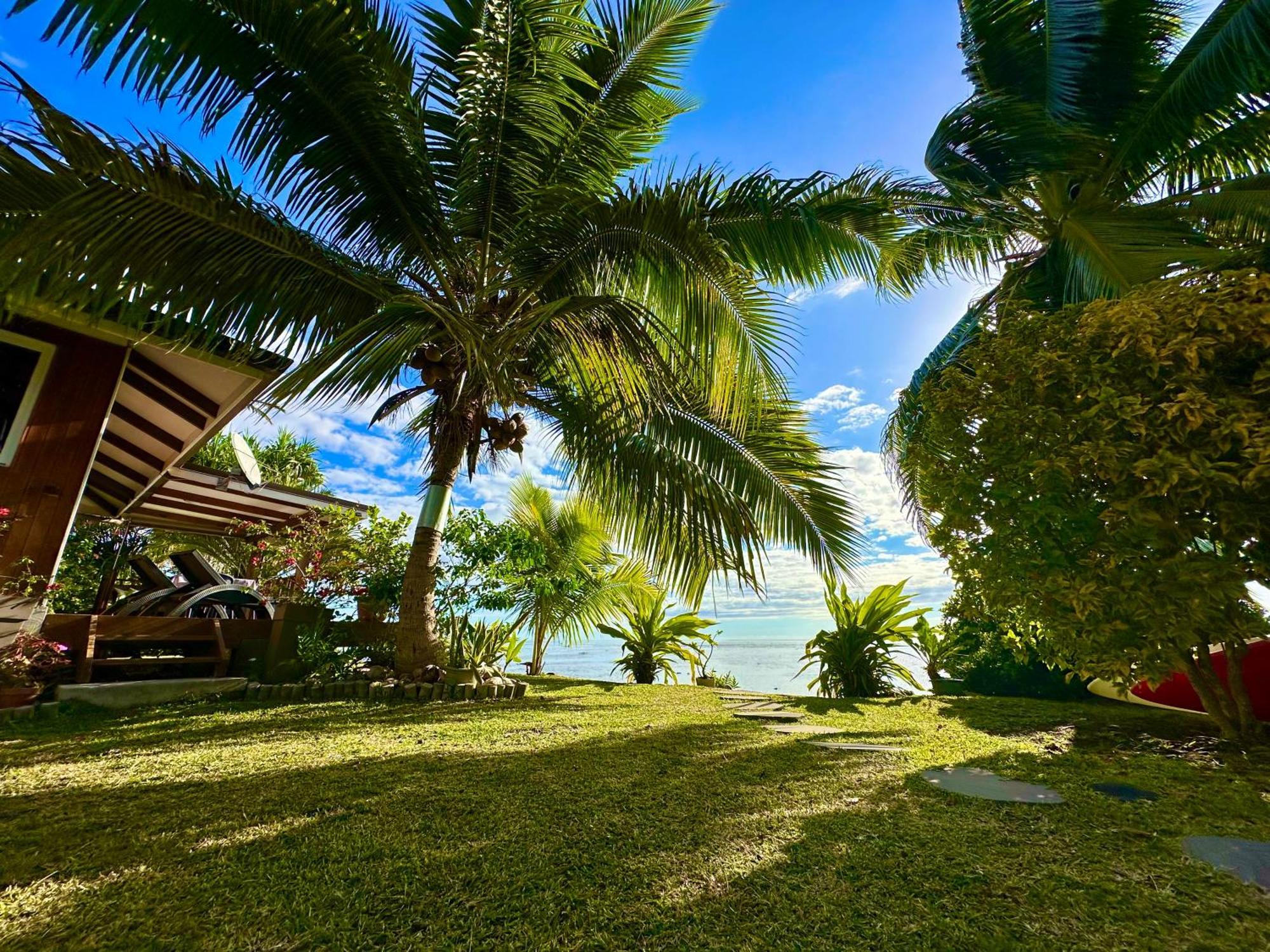 O'Coco Bungalow- Breathtaking Waterfront Views, Endless Memories Paea Eksteriør bilde