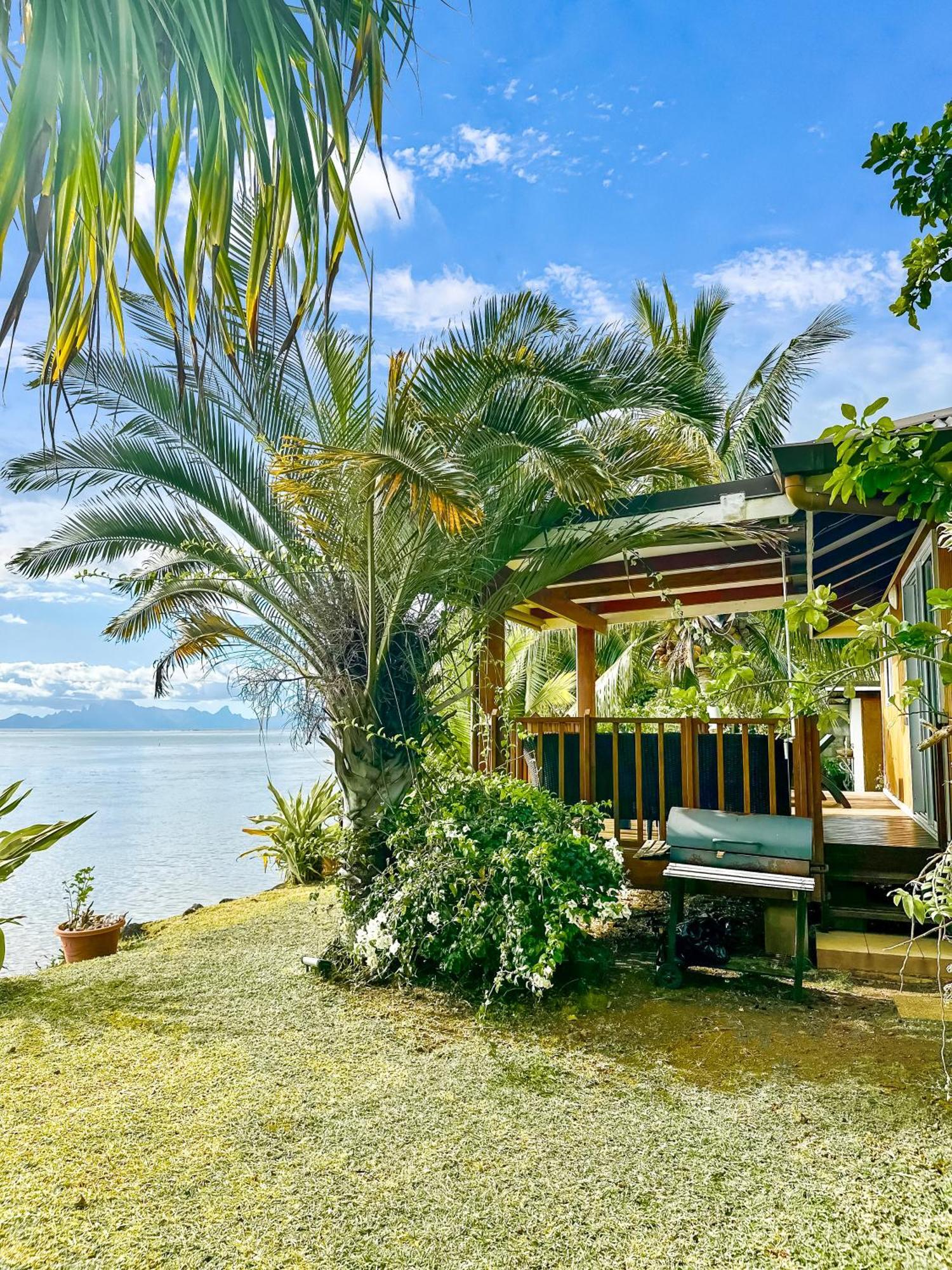 O'Coco Bungalow- Breathtaking Waterfront Views, Endless Memories Paea Eksteriør bilde