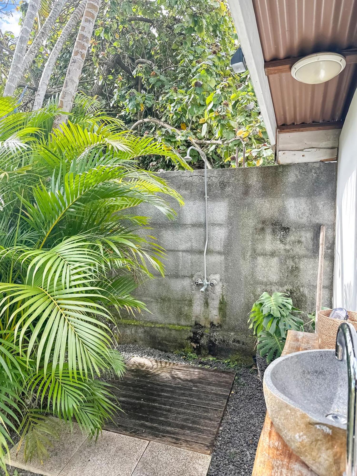 O'Coco Bungalow- Breathtaking Waterfront Views, Endless Memories Paea Eksteriør bilde