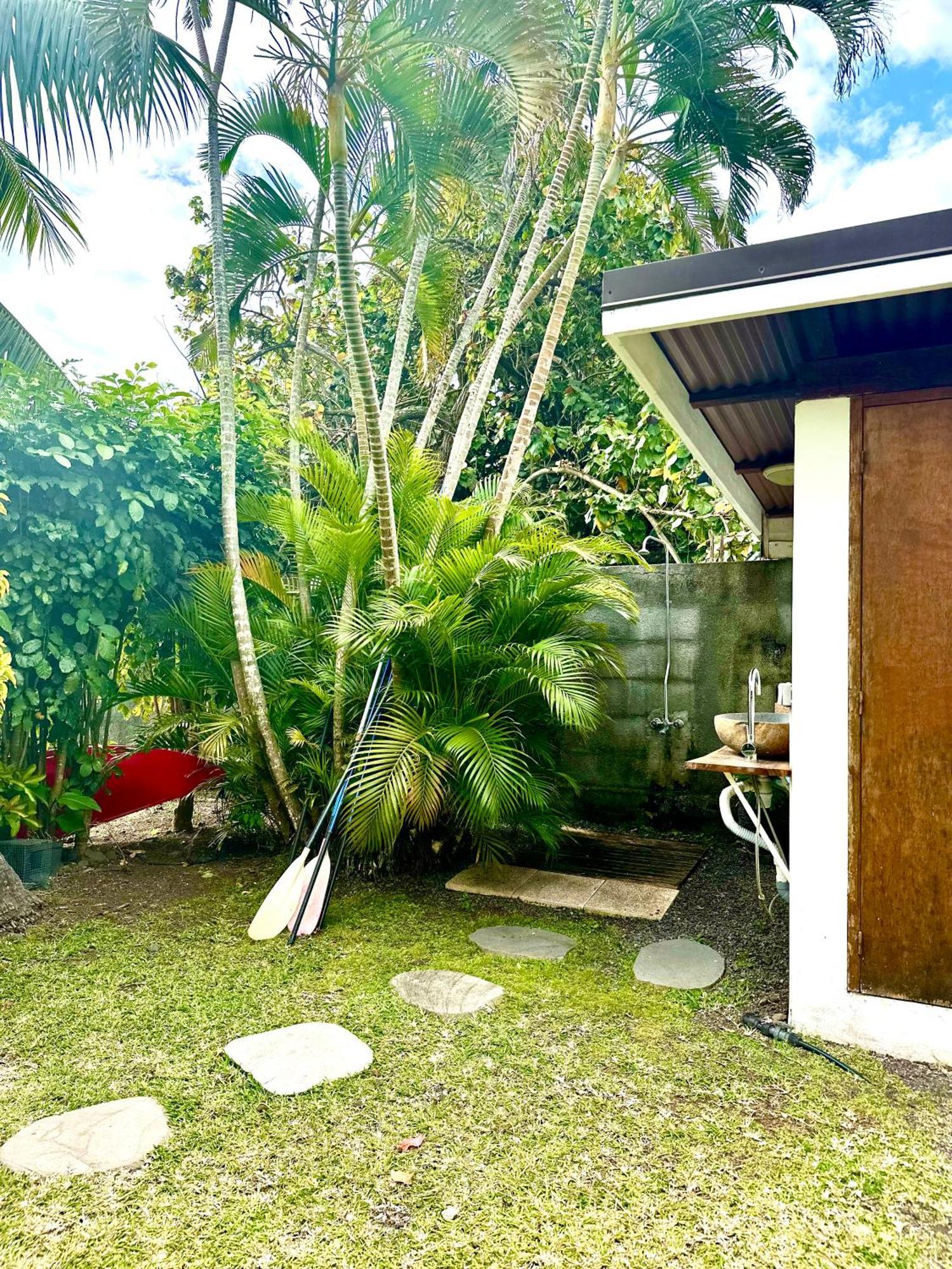 O'Coco Bungalow- Breathtaking Waterfront Views, Endless Memories Paea Eksteriør bilde